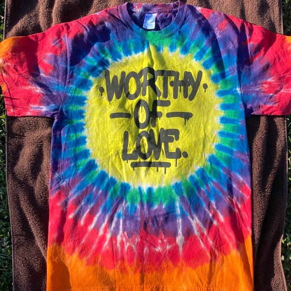 Worthy of Love Men’s Tie-dye T-shirt - Picture 1 of 4